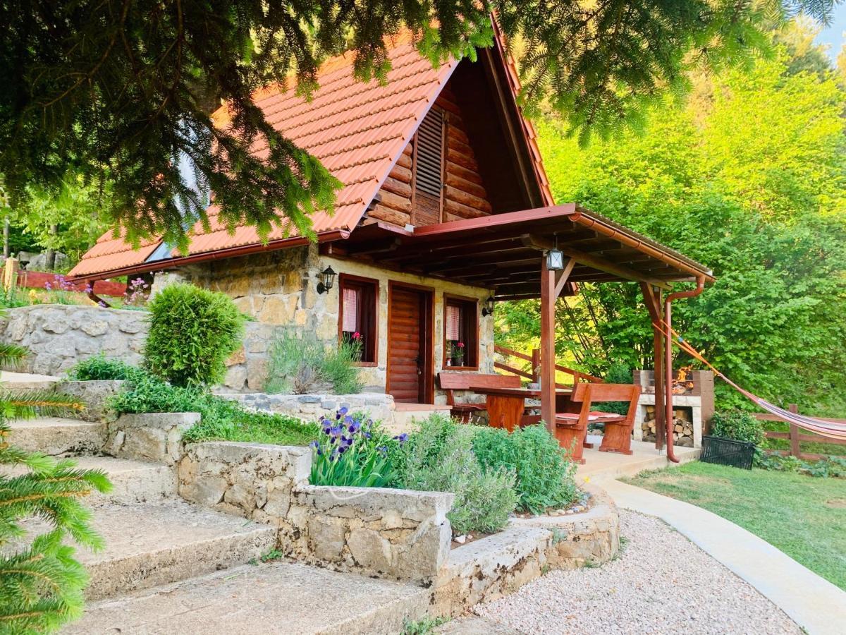 Apartman Korina Оточац Экстерьер фото