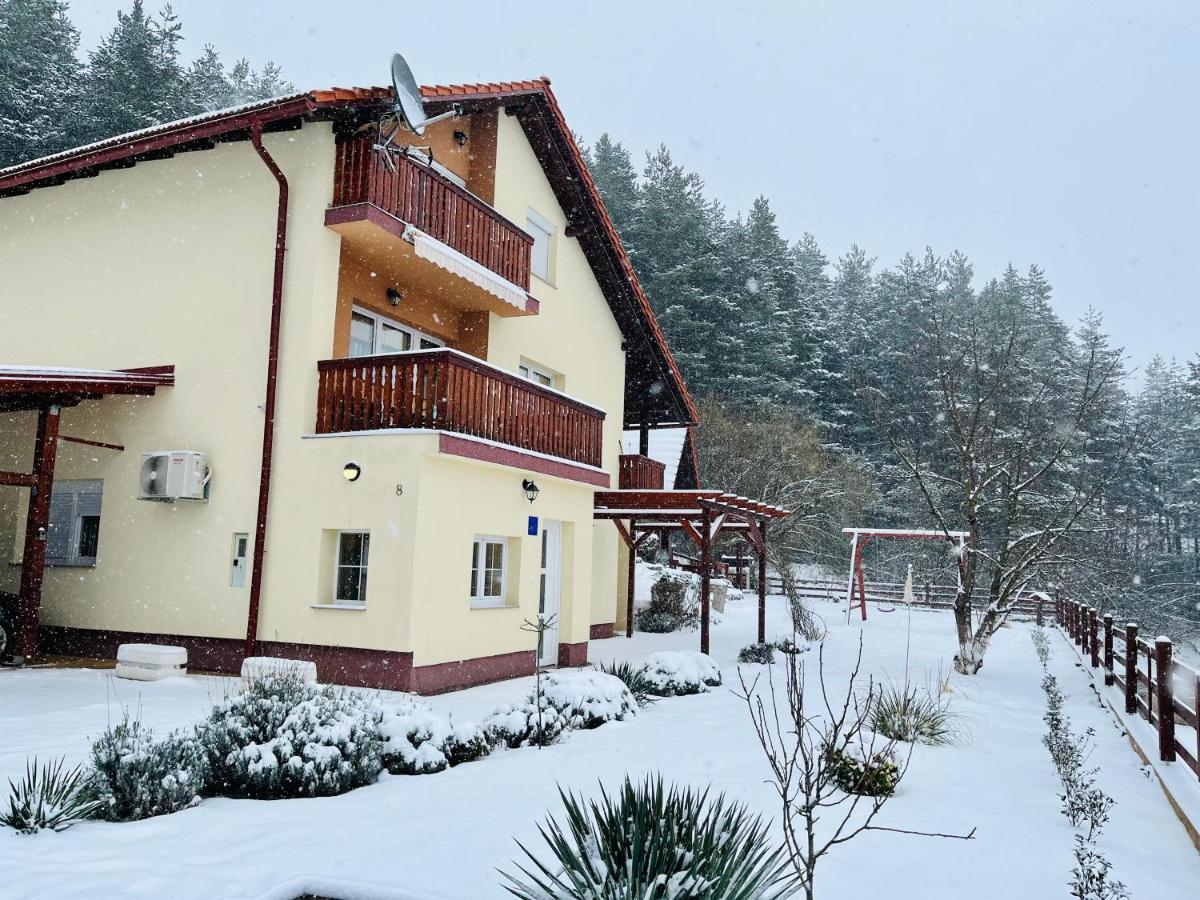 Apartman Korina Оточац Экстерьер фото
