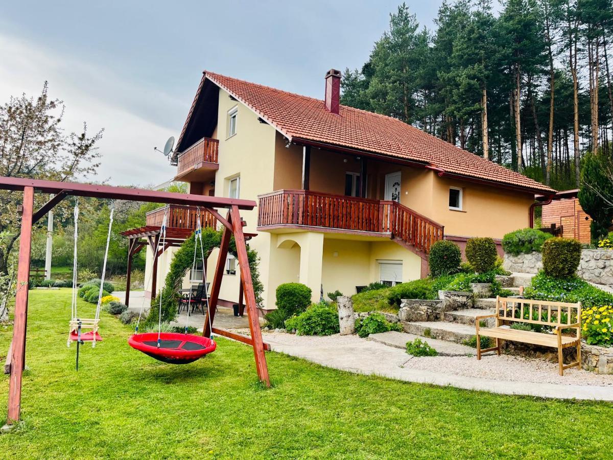 Apartman Korina Оточац Экстерьер фото