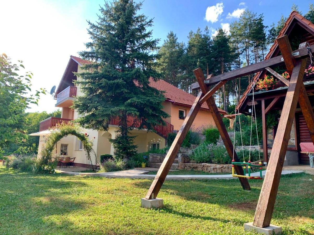 Apartman Korina Оточац Экстерьер фото
